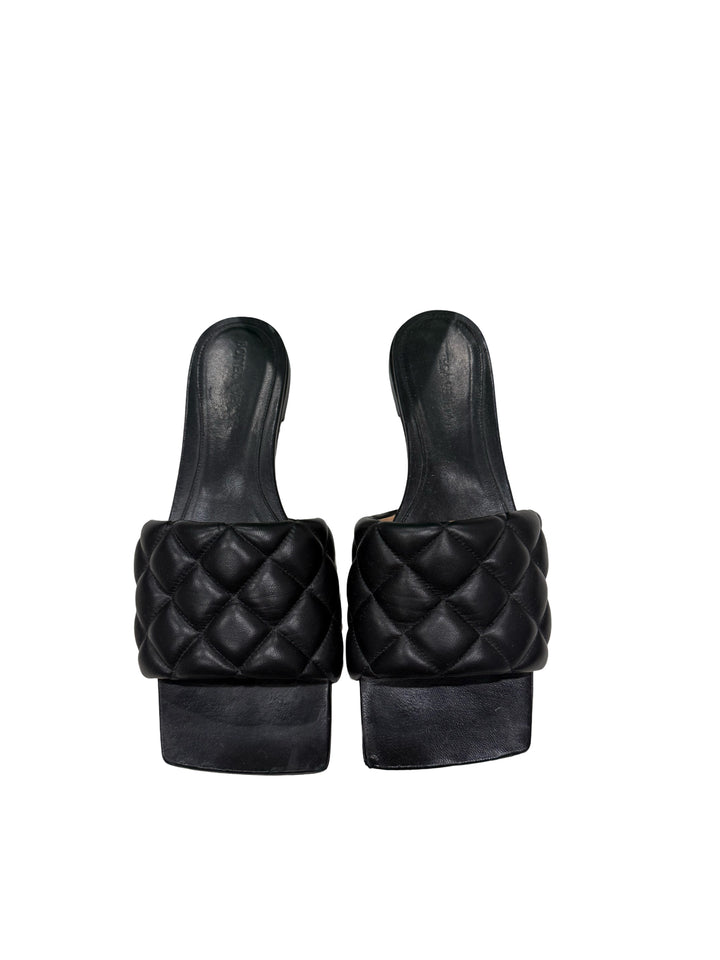 Padded Flat Sandal - Size 37